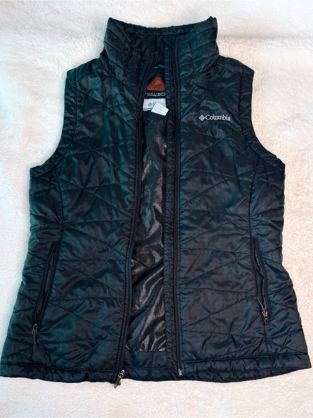 Columbia Metallic Black Insulated Vest